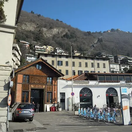 B&B La Canarina 코모